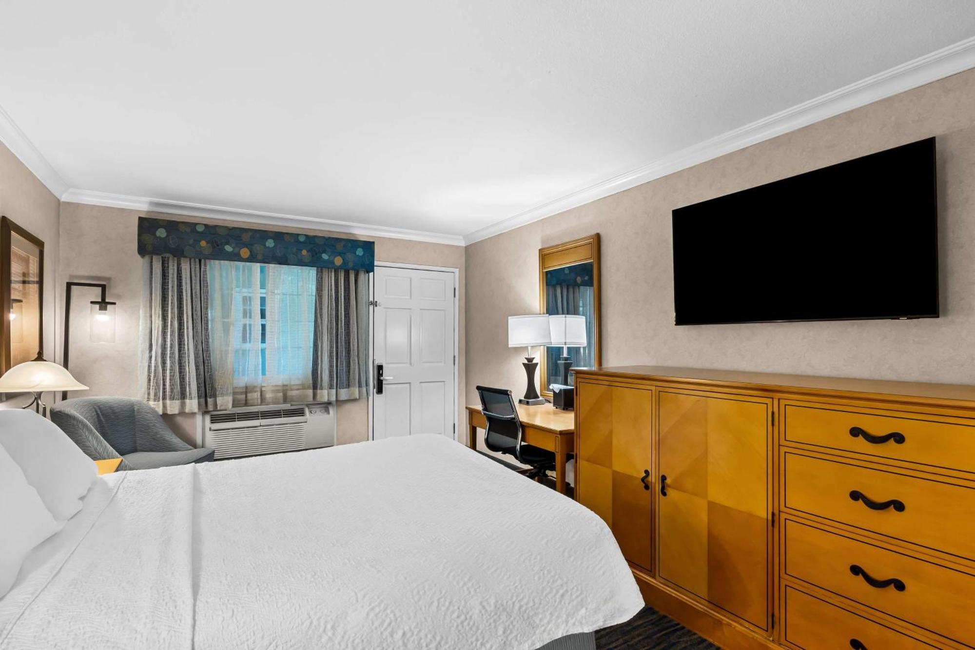 Best Western University Lodge Davis Esterno foto