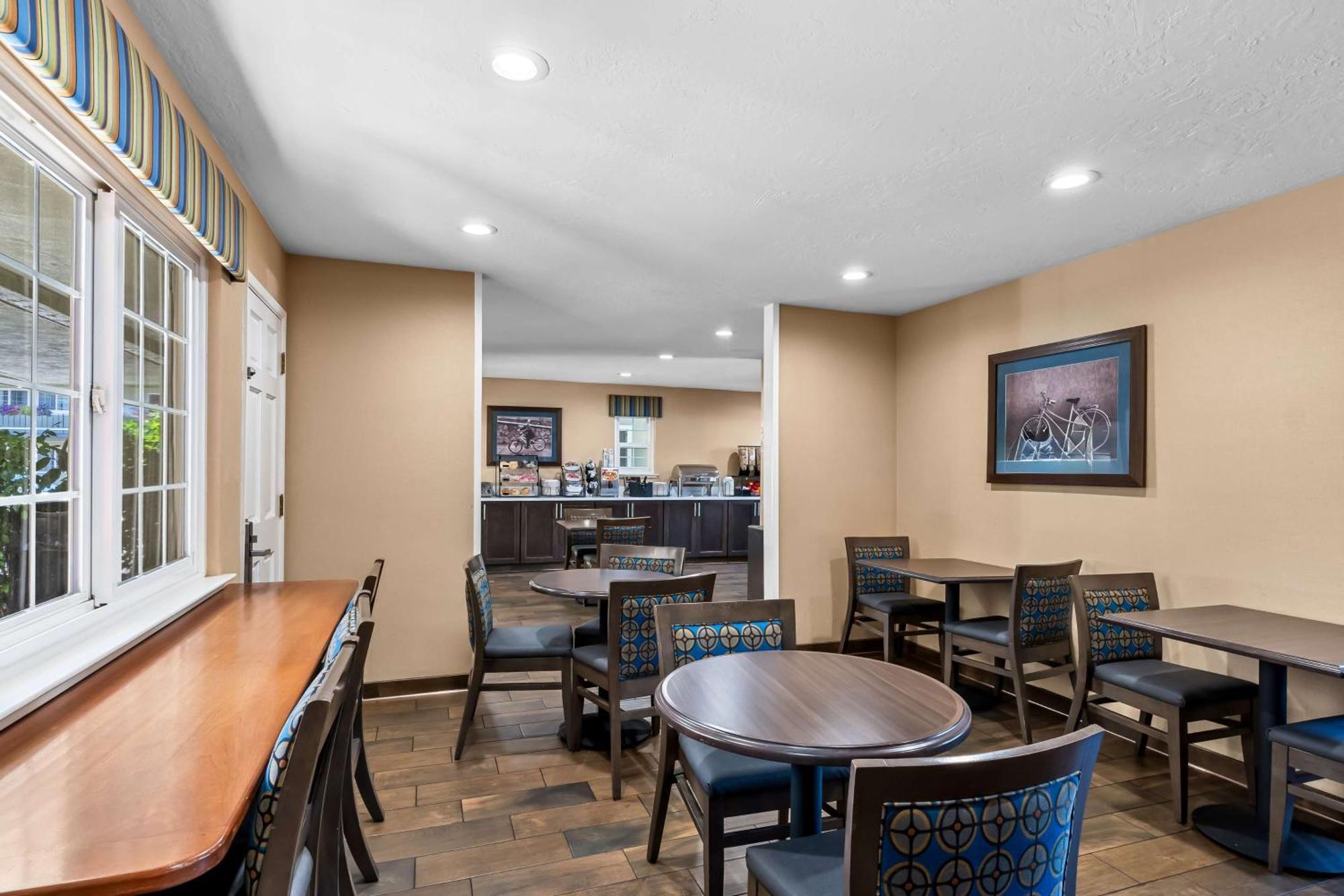 Best Western University Lodge Davis Esterno foto